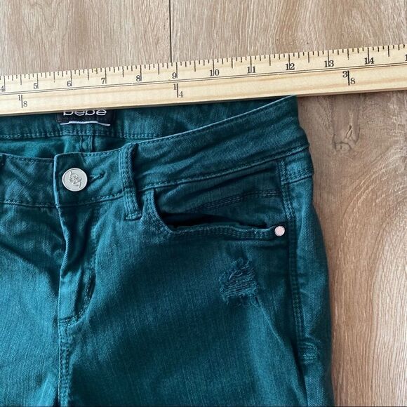 Bebe Womens Distressed Hunter Green Low Rise Denim Skinny Jeans Size 24 - Picture 4 of 6